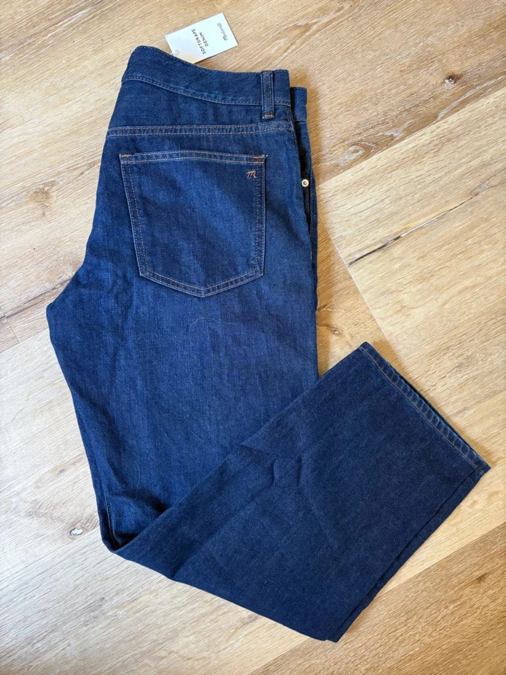 Madewell Petite Dean Easy Straight Jeans in Foundry Wash - Dark Blue
